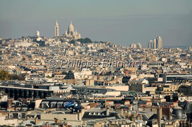 sacre coeur 2.JPG - Basilique du Sacré-Cœur construite sur la colline de MontmartreParis 18e, France